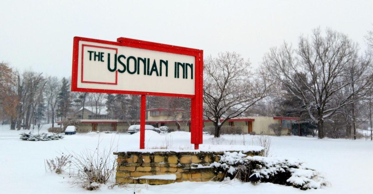The Usonian Inn Llc Spring Green Exterior photo