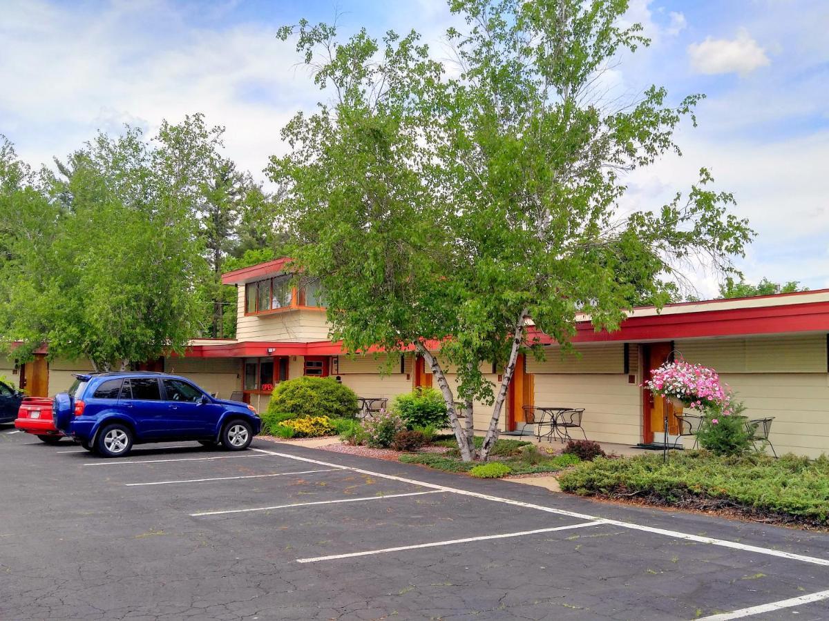 The Usonian Inn Llc Spring Green Exterior photo